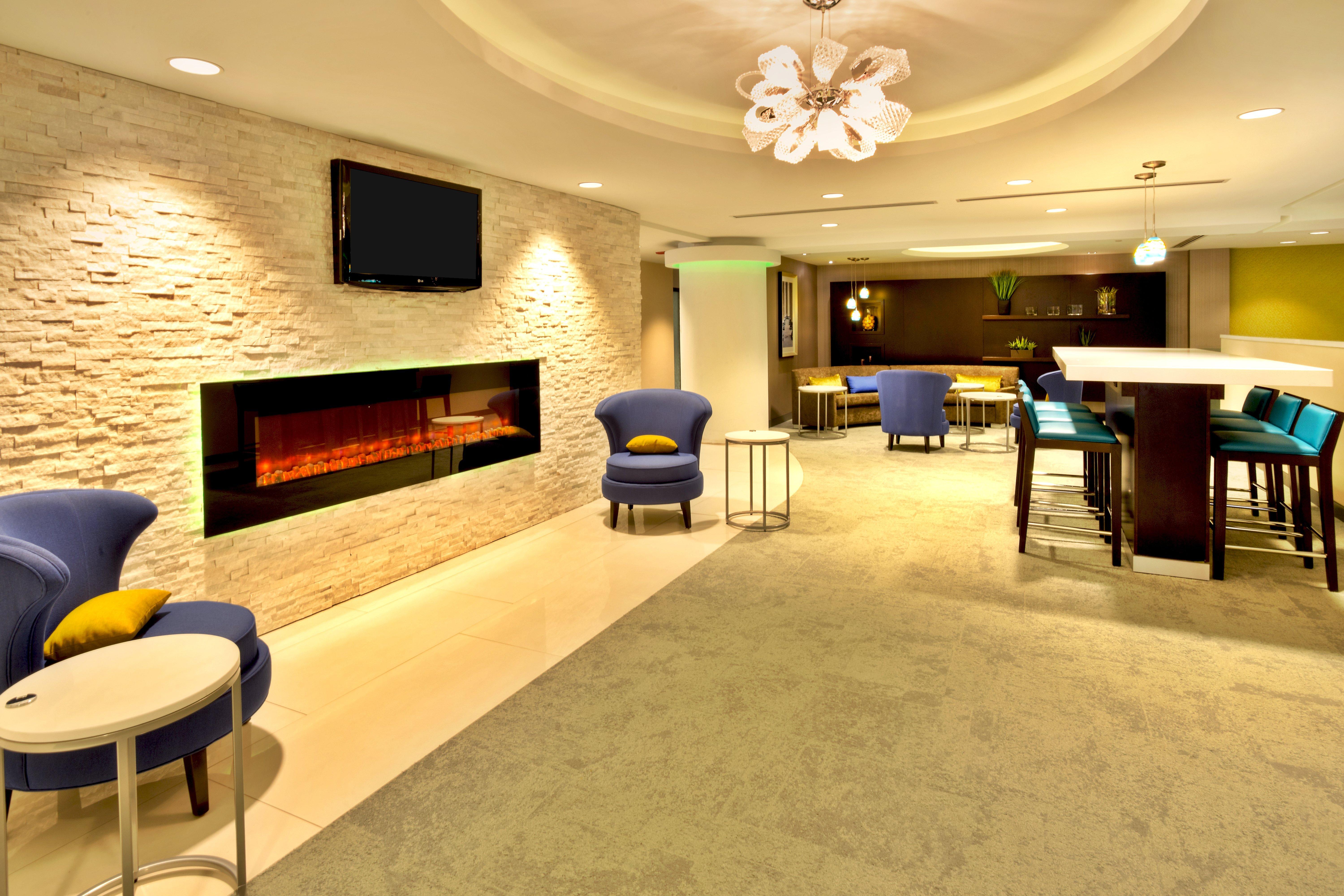 Crowne Plaza Kitchener-Waterloo By Ihg Hotel Exterior foto