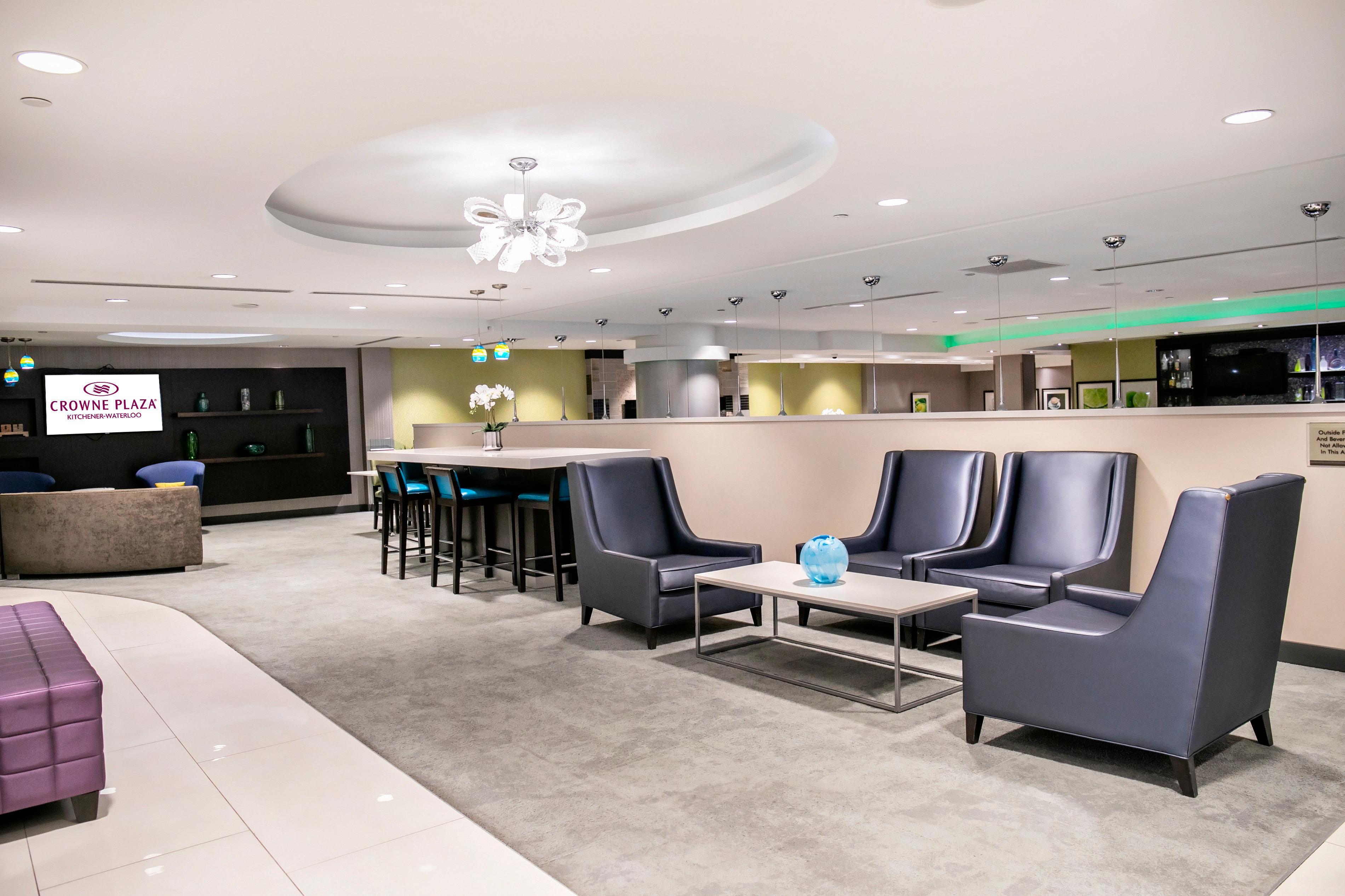 Crowne Plaza Kitchener-Waterloo By Ihg Hotel Exterior foto